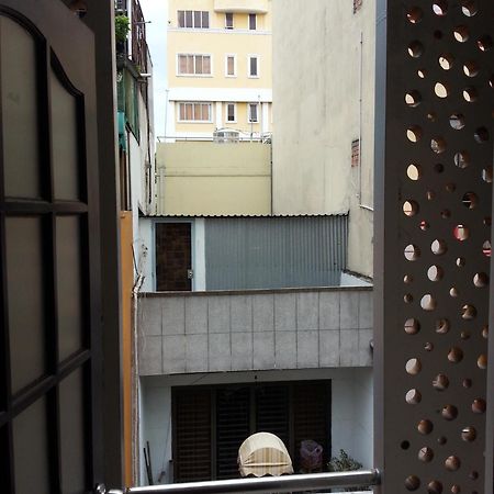 Pink Tulip Hotel ホーチミン市 エクステリア 写真
